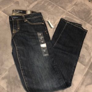 Aeropostale Low Rise Skinny Jeans